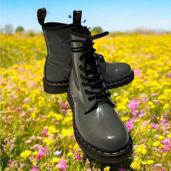 Dr. Marten Women’s 1460 Gray Patent Leather Combat Moto Boots with Chunky Sole - Picture 4 of 7